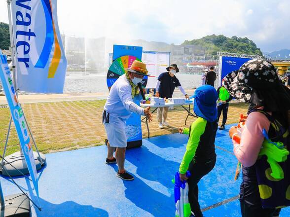 제15회 정남진 물축제  K water 이벤트 사진입니다.