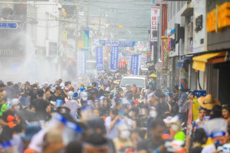 제15회 정남진 물축제 살수대첩 사진입니다.