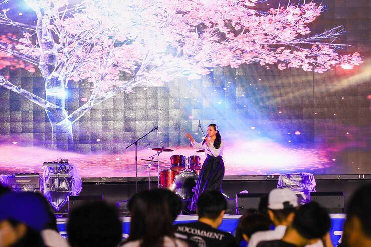 제15회 정남진 물축제 전국 청소년 강변 음악축제 본선 사진입니다.