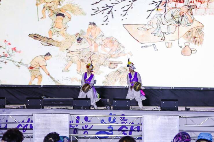 제15회 정남진 물축제 장흥 POP 콘서트 사진입니다.